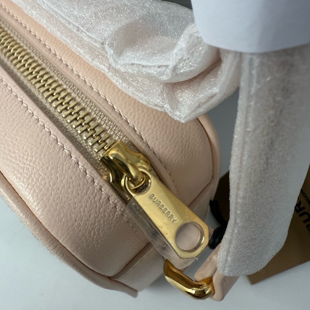 Burberry Women's Tan Checkered Bag - Picture 3 of 6